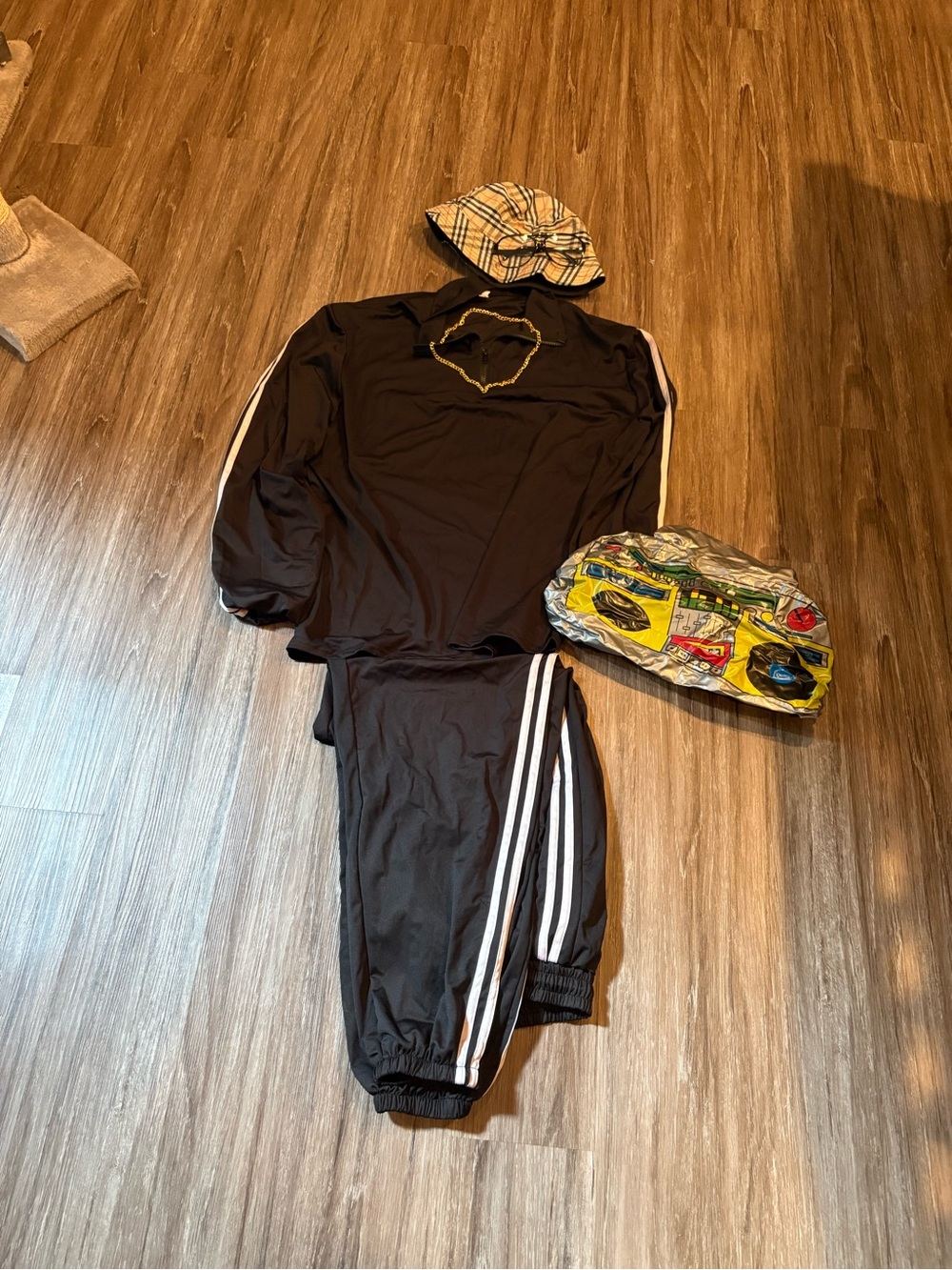 DJ Kids Black Hip-Hop Track Jacket & Pants Costume Set with Accessories - Picture 3 of 6